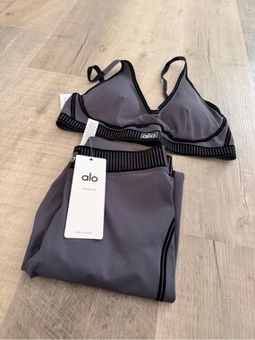 ALO Yoga Airlift Medium Gray/Black Trim Leggings & Bra Sculpting Gym Set NWT